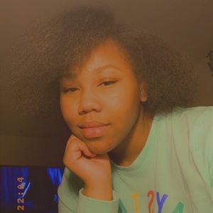 Meet your Posher, Mia